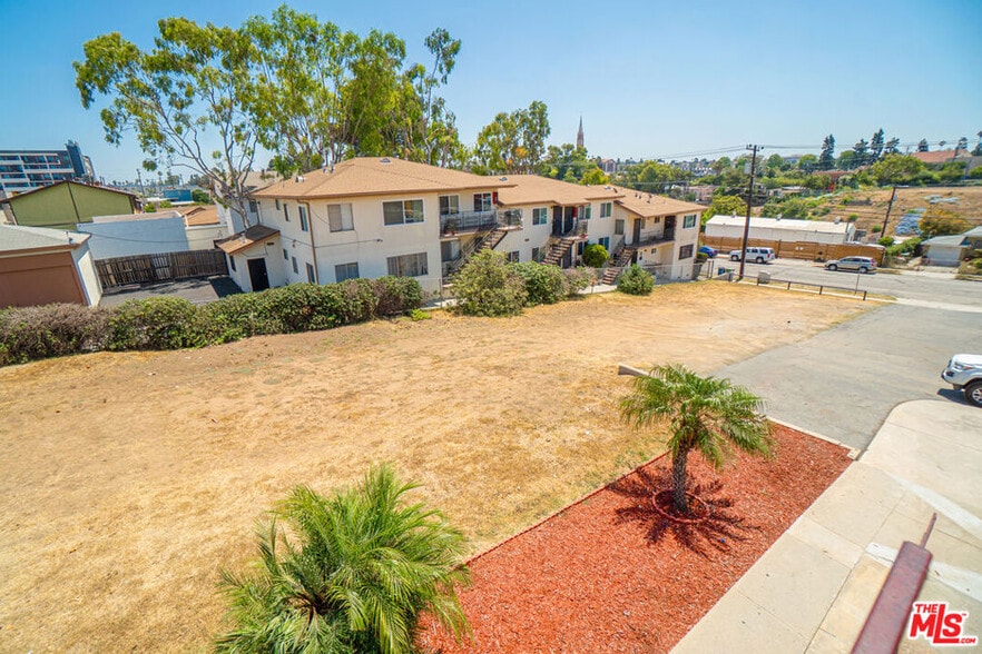 Primary Photo Of 335 Warren Ln, Inglewood Land For Sale