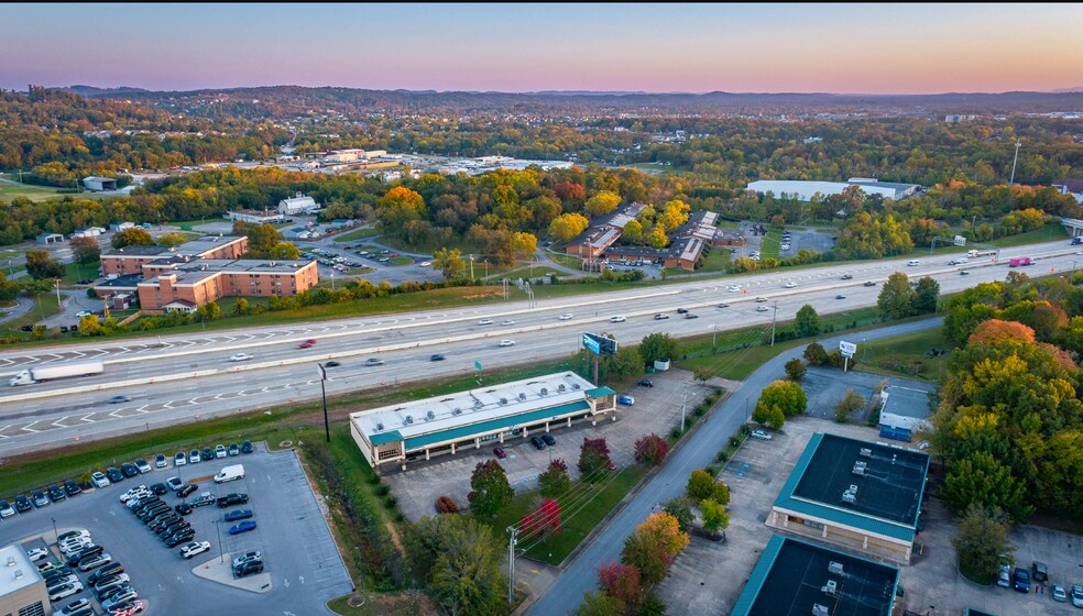 More Photos Of 7610 Hamilton Park Dr, Chattanooga Office For Sale