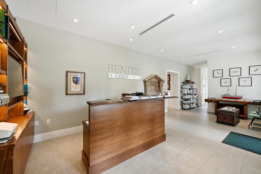 More Photos Of 315 9th St, West Palm Beach Office Residential For Sale