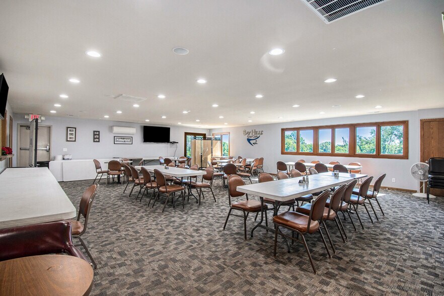 More Photos Of 3200 Buccaneer Blvd, Plattsmouth Golf Course Driving Range For Sale