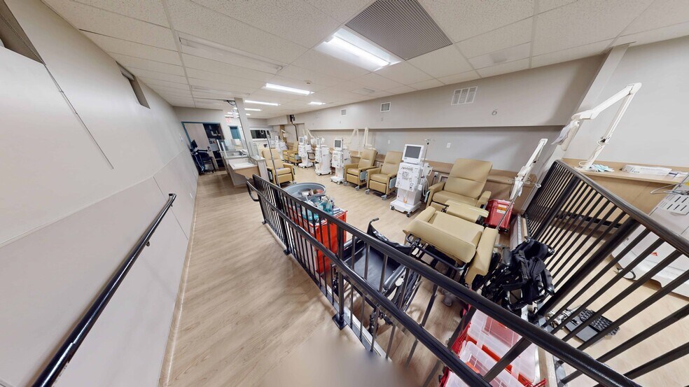 More Photos Of 1915-1917 Ocean Ave, Brooklyn Medical For Sale
