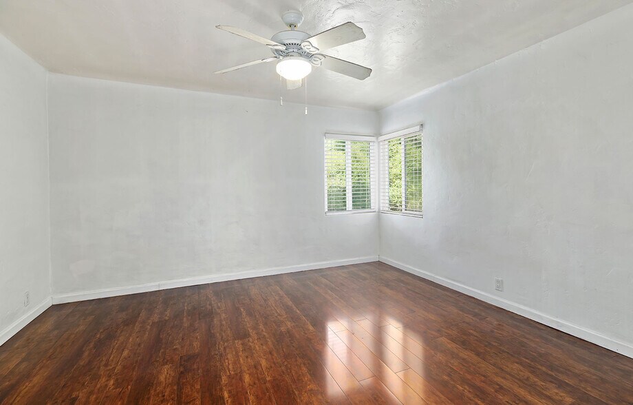More Photos Of 2749 S Sepulveda Blvd, Los Angeles Multifamily For Sale