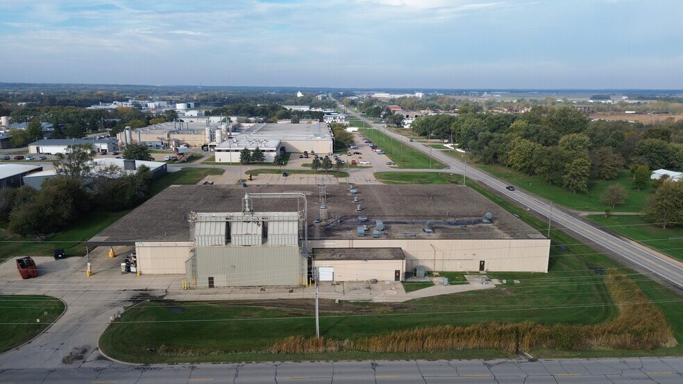 More Photos Of 2946 Janet dr, Waterloo Industrial For Sale