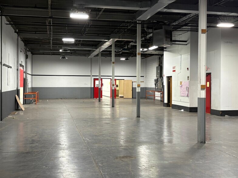 More Photos Of 49 Virginia Ave, Uniontown Warehouse For Lease