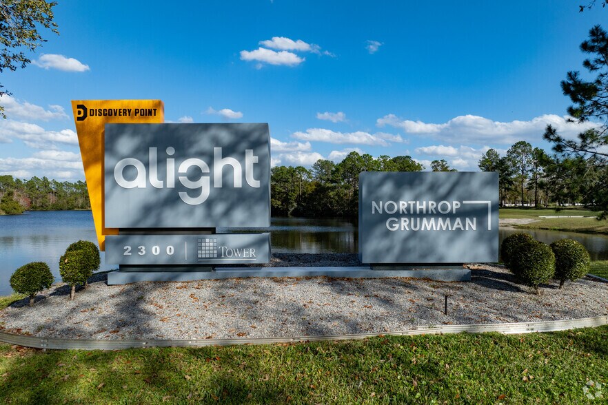 More Photos Of 2300 Discovery Dr, Orlando Office For Lease