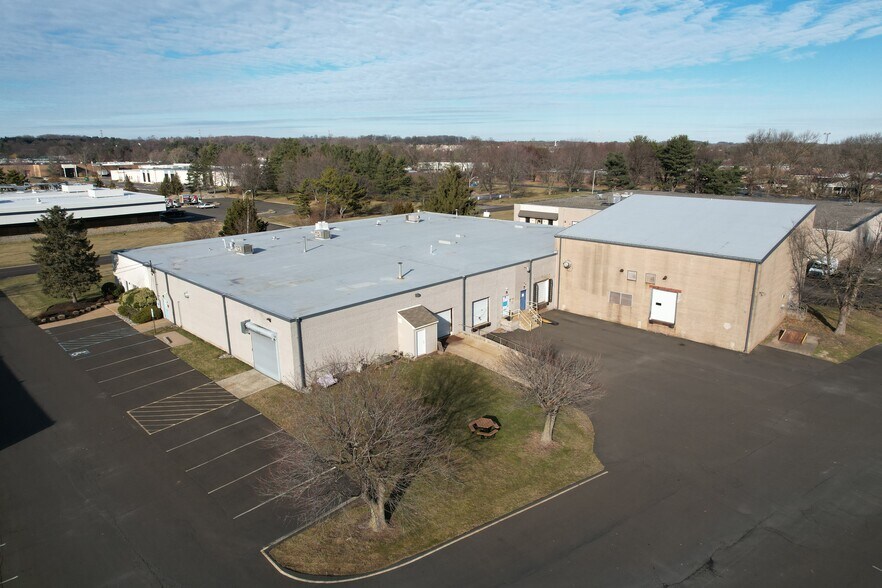 More Photos Of 4-6 Pheasant Run, Newtown Manufacturing For Lease