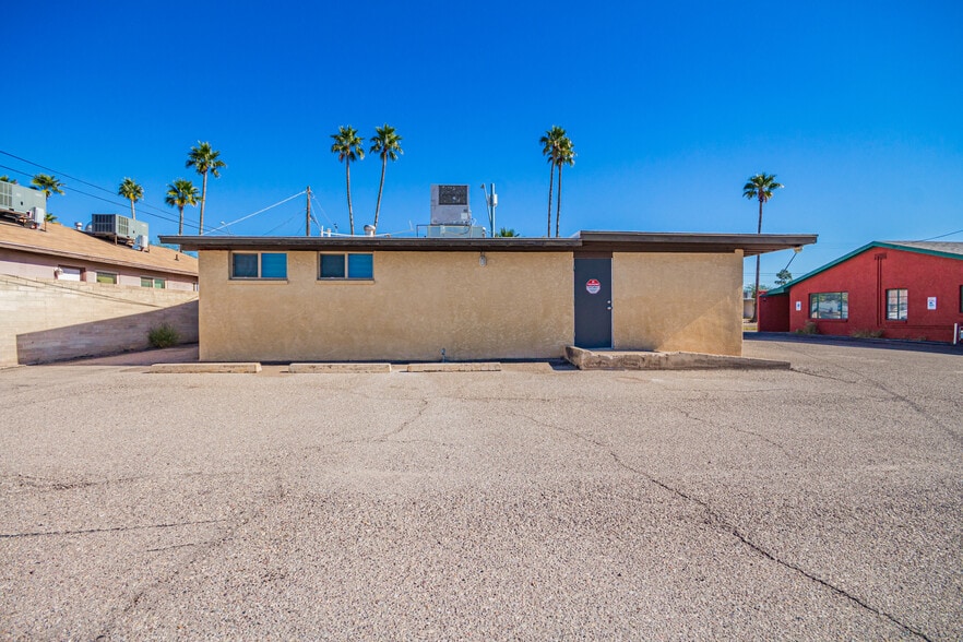 More Photos Of 727 N Swan Rd, Tucson Office For Sale