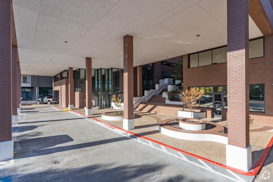 More Photos Of 3100 Weslayan St, Houston Medical For Lease