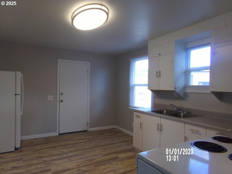 More Photos Of 230 NW Main St, Winston Trailer Camper Park For Sale