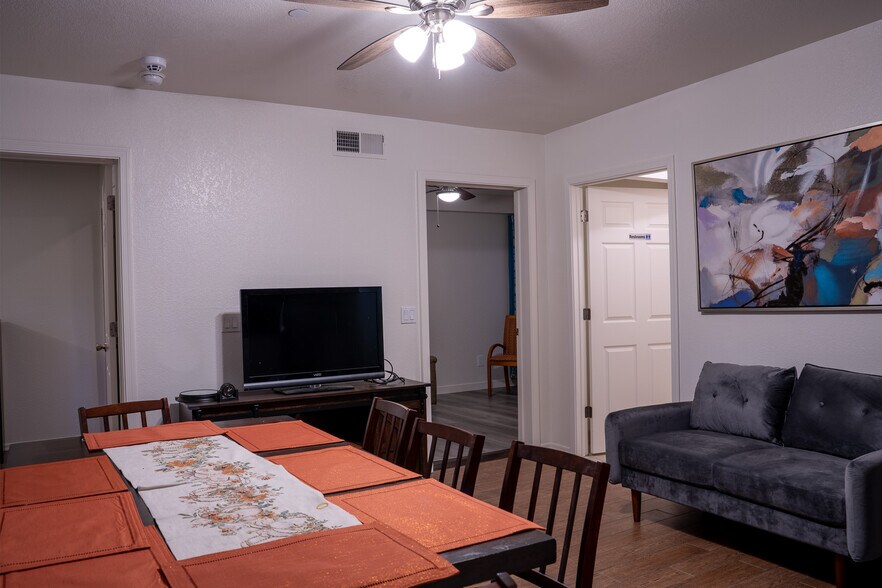 More Photos Of 14030 N El Pueblo Blvd, Fountain Hills Assisted Living For Sale
