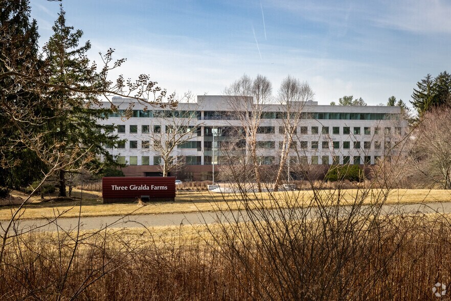 Primary Photo Of 3 Giralda Farms, Madison Office For Lease