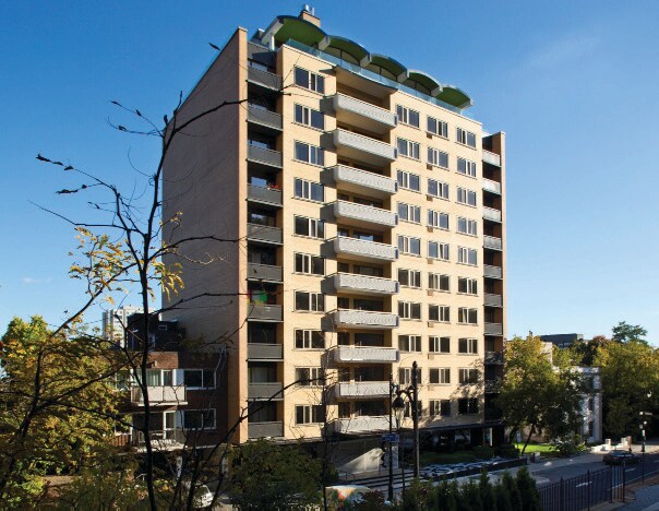 More Photos Of 1400 Av Des Pins O, Montréal Apartments For Sale