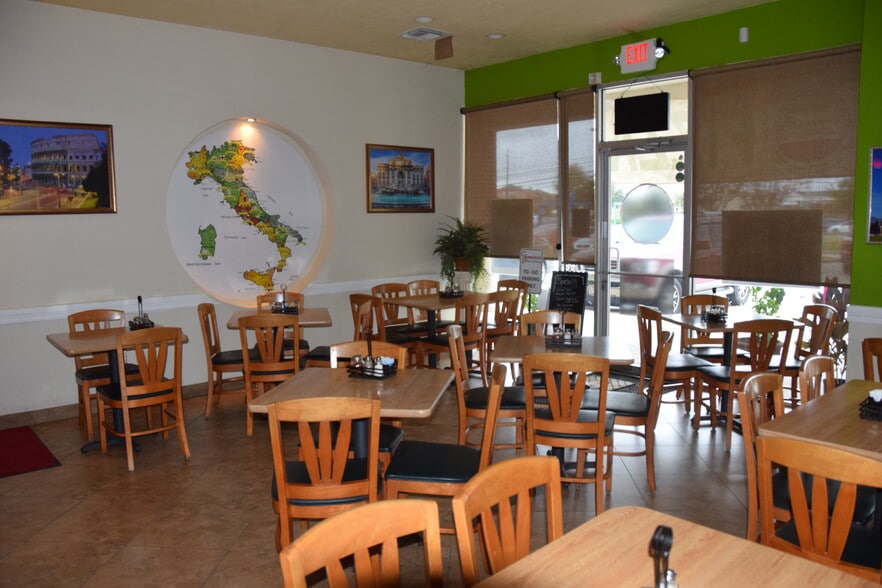 More Photos Of 9740 Barker Cypress Rd, Cypress Restaurant For Lease