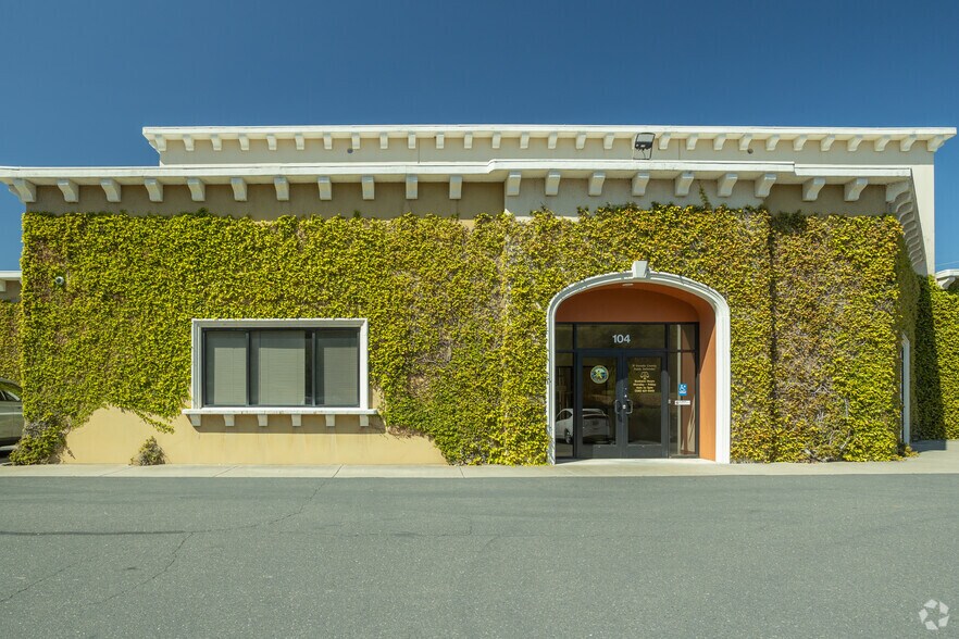 More Photos Of 3976 Durock Rd, Cameron Park Storefront Retail Office For Lease