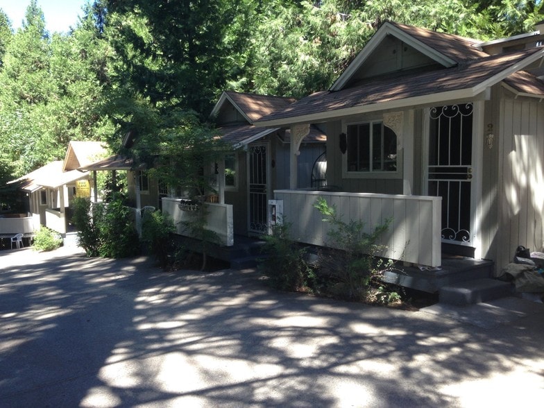 More Photos Of 6043 Pony Express Trl, Pollock Pines Apartments For Sale