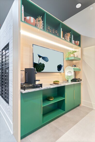 More Photos Of 4513 N Clark St, Chicago Apartments For Sale