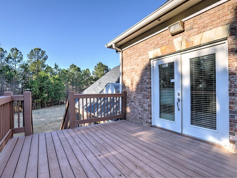 More Photos Of 2487 Cedarcrest Rd, Acworth Office For Lease