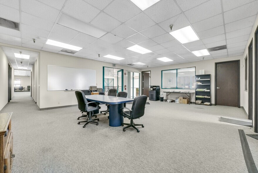 More Photos Of 207-211 Erie St, Pomona Warehouse For Sale