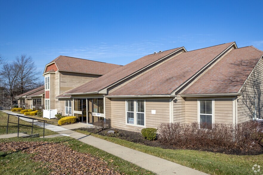 More Photos Of 112 N Centre Blvd, Marlton Unknown For Lease