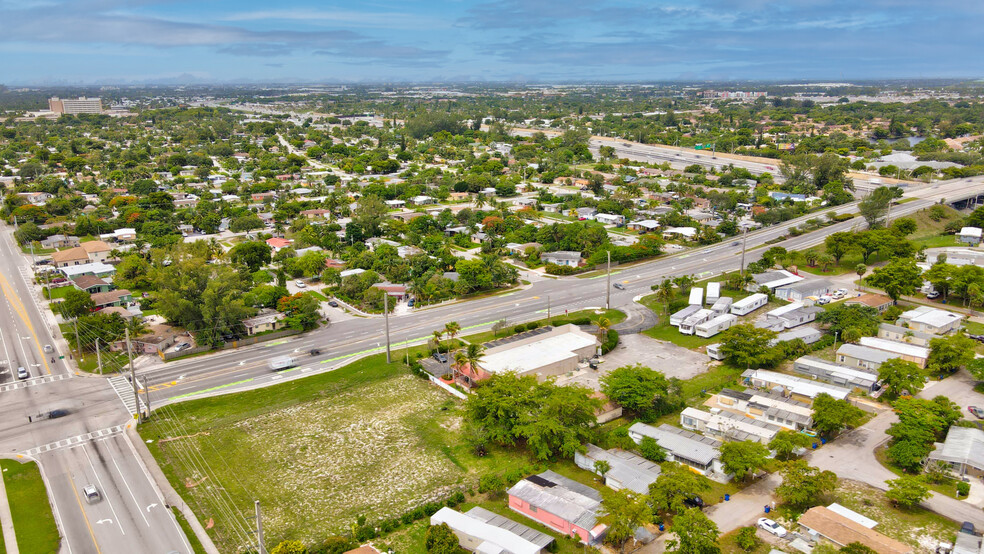 Primary Photo Of 271 NE 48th St, Deerfield Beach Land For Lease