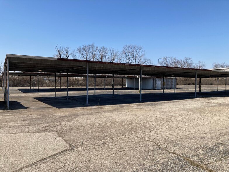 More Photos Of 3901 Lefferson Rd, Middletown Warehouse For Lease
