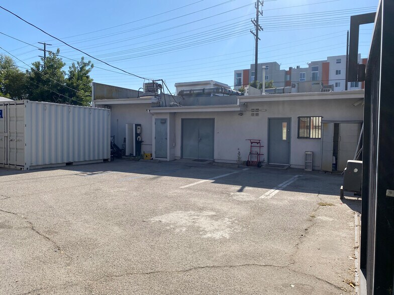 More Photos Of 4940 Vineland Ave, North Hollywood Loft Creative Space For Sale