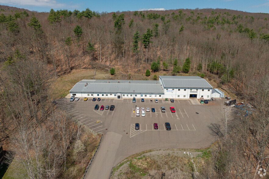 More Photos Of 1239 Campville Rd, Endicott Manufacturing For Sale