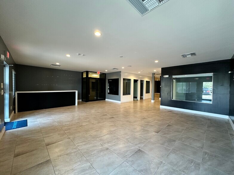 More Photos Of 2922 N State Road 7, Margate Storefront Retail Office For Sale