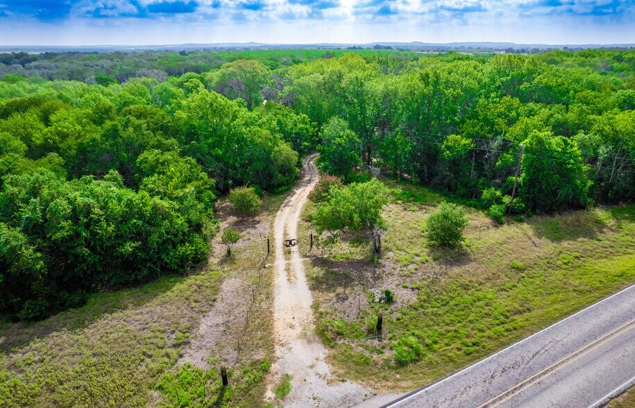 More Photos Of 12135 FM 1322, Luling Land For Sale