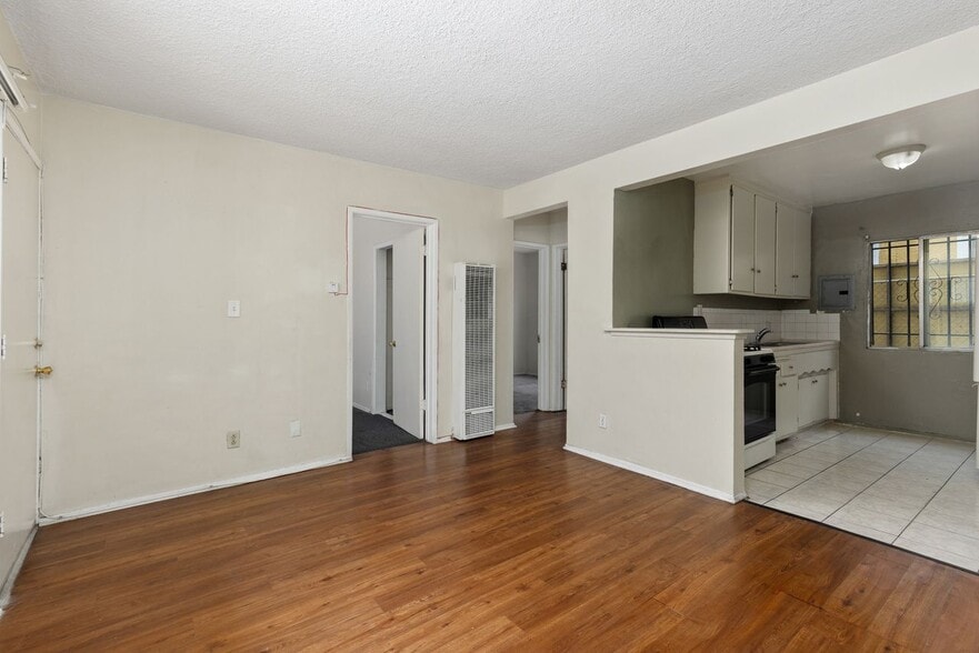 More Photos Of 2321 3rd Ave, Los Angeles Apartments For Sale