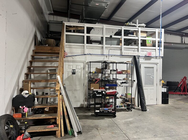 More Photos Of 3607 Gribble Rd, Stallings Warehouse For Lease