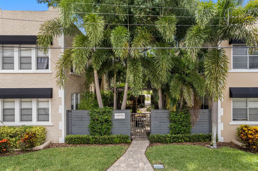 More Photos Of 1404 S Bay Villa Pl, Tampa Apartments For Sale