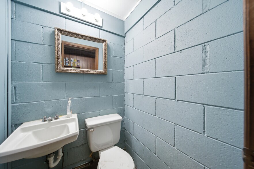 More Photos Of 4939 Highway 321, Gaston Specialty For Sale