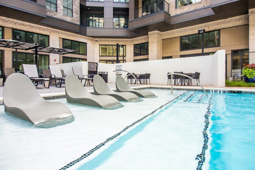 More Photos Of 5255 Peachtree Blvd, Chamblee Apartments For Lease