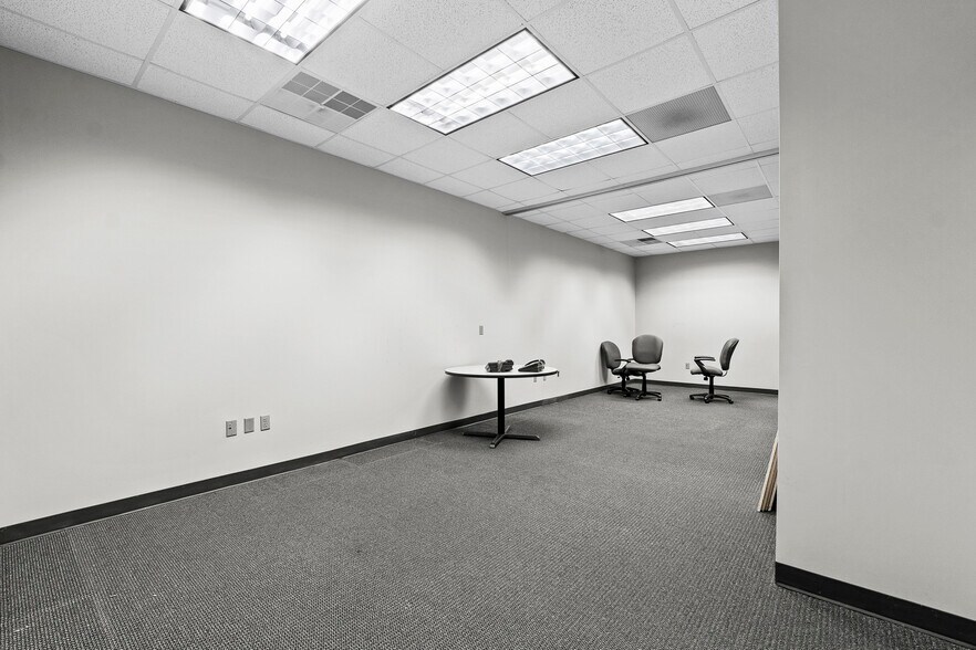 More Photos Of 7200 Highway 150, Greenville Office For Sale