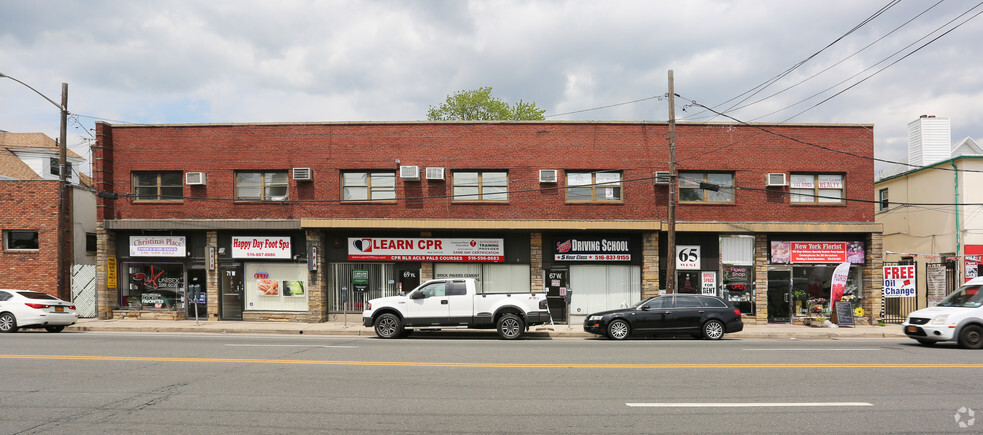 Primary Photo Of 65 W Merrick Rd, Valley Stream Storefront Retail Office For Sale