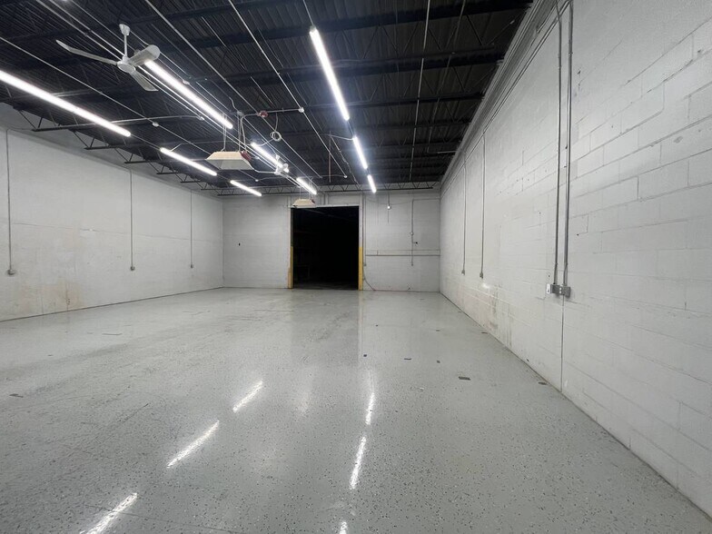 More Photos Of 159 Temple St, Nashua Warehouse For Lease