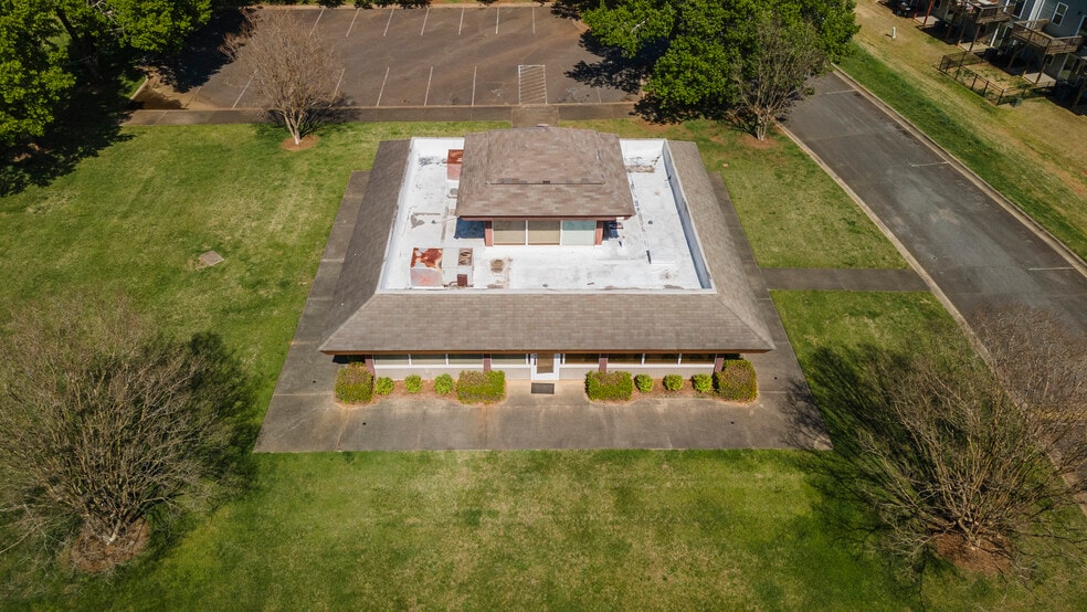 More Photos Of 130 Heritage Blvd, Fort Mill Religious Facility For Sale