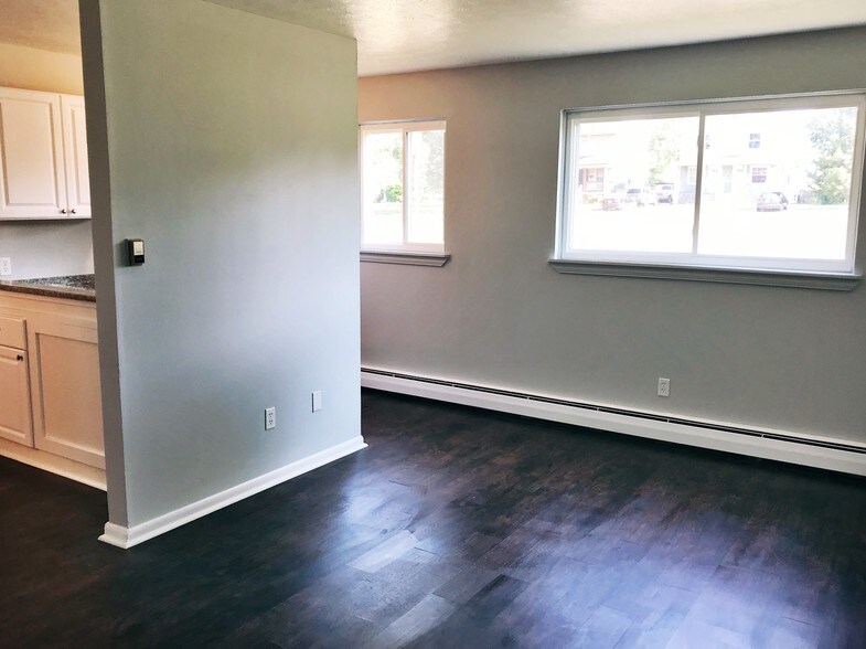 More Photos Of 1833-1845 E 31st St, Lorain Apartments For Sale