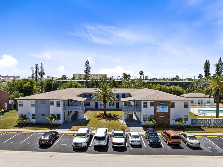 More Photos Of 1024 Park Dr, Indian Harbour Beach Apartments For Sale