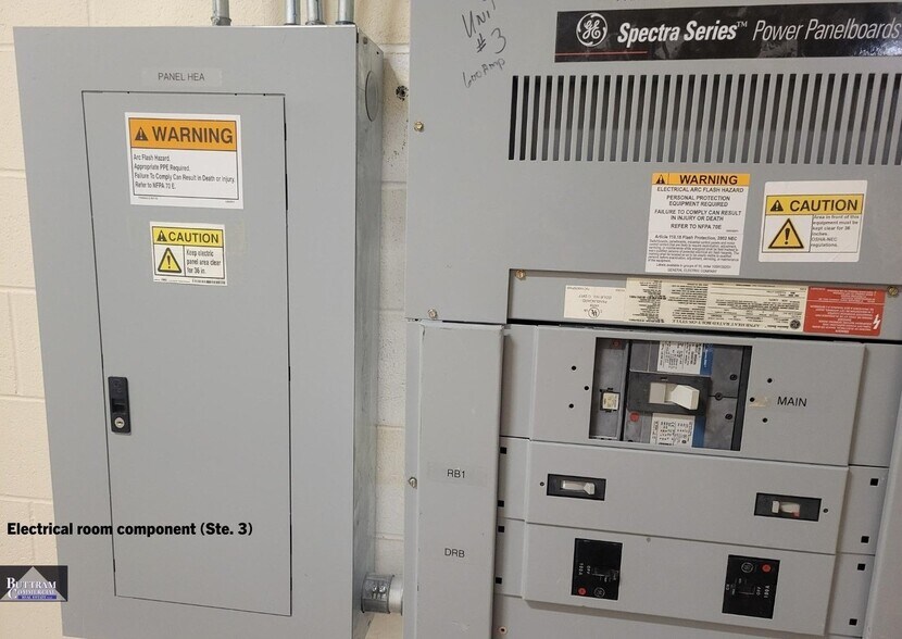 More Photos Of 1717 W 7th St, Joplin Storefront For Lease