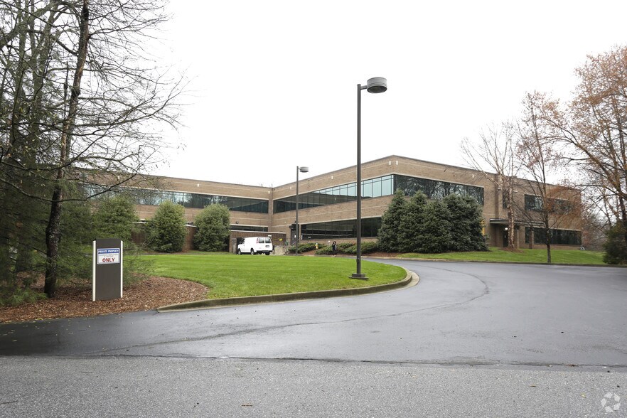 More Photos Of 979 Batesville Rd, Greer Office For Lease