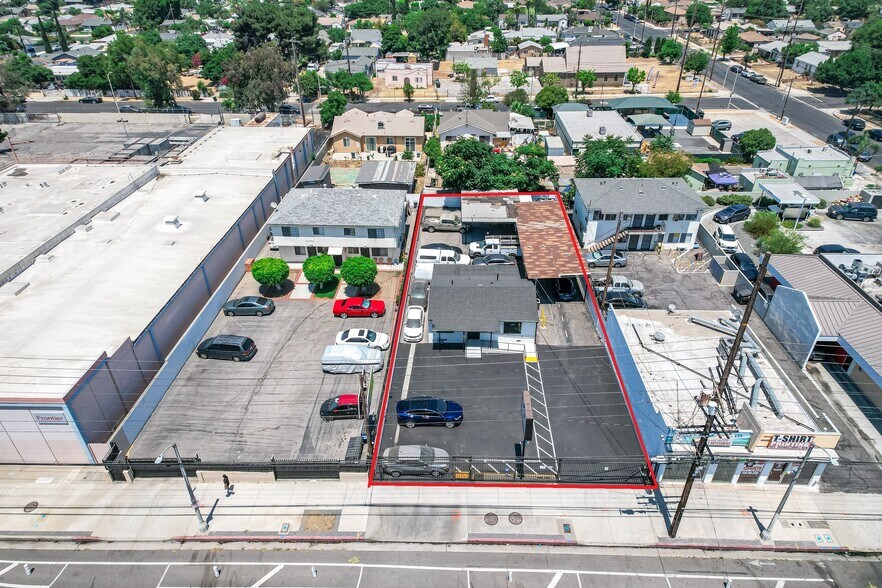 More Photos Of 13449 Van Nuys Blvd, Pacoima Storefront Retail Office For Sale