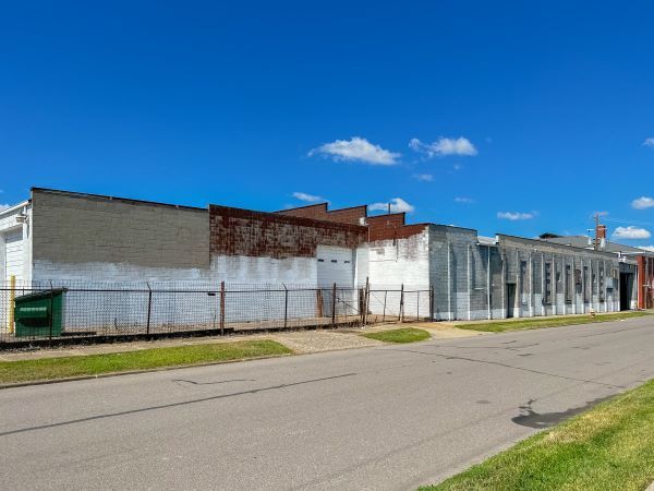 Primary Photo Of 232 Ferdinand St, Detroit Truck Terminal For Sale