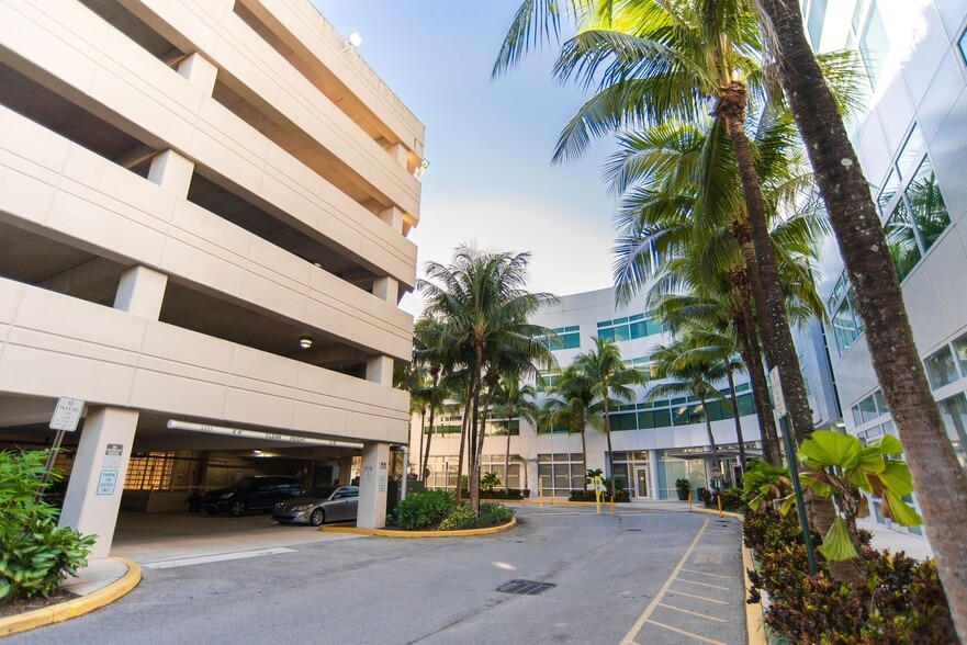 More Photos Of 3301 N University Dr, Coral Springs Office For Lease