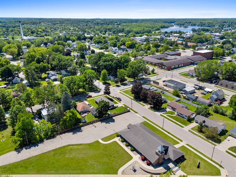 More Photos Of 301 S Chestnut Ave, Oconto Falls Religious Facility For Sale