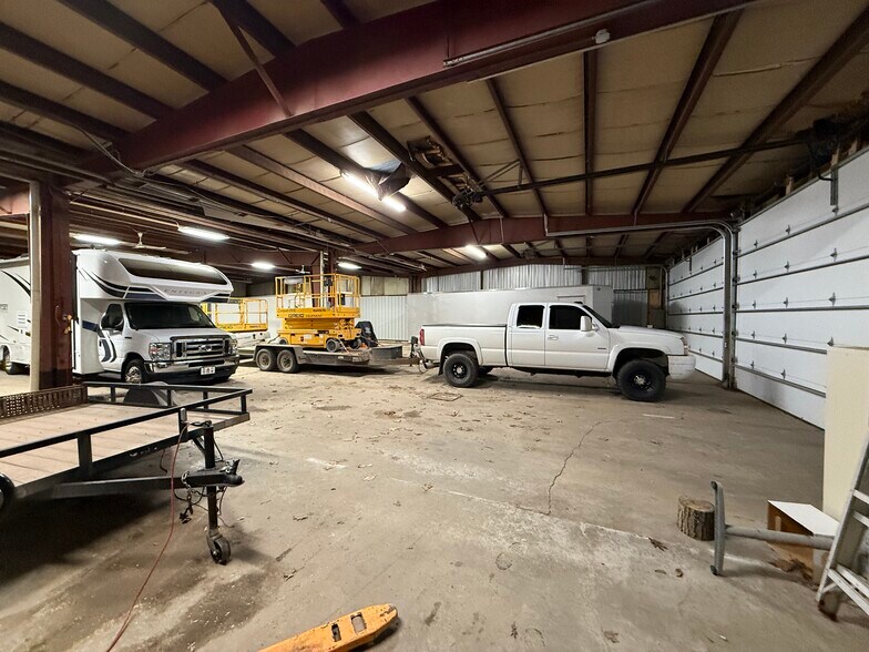 More Photos Of 805 Atlantic Ave, Franklin Light Manufacturing For Sale