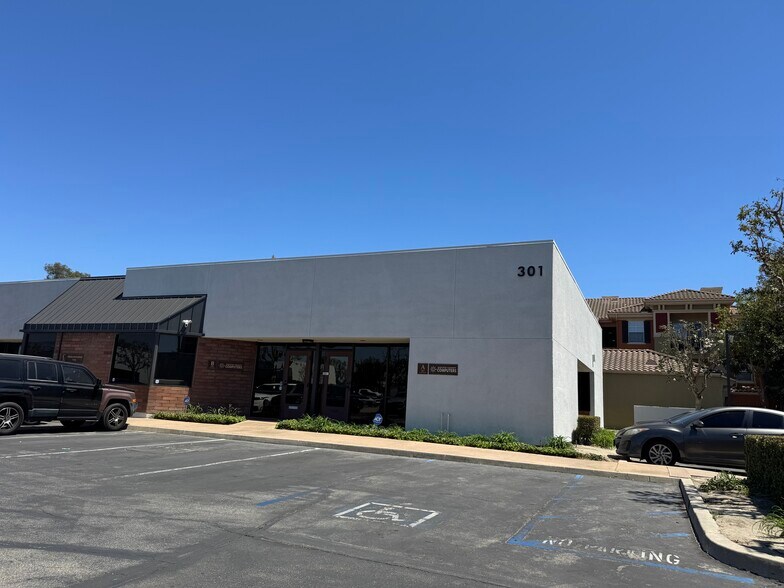 Primary Photo Of 301 N Rampart St, Orange Office For Sale