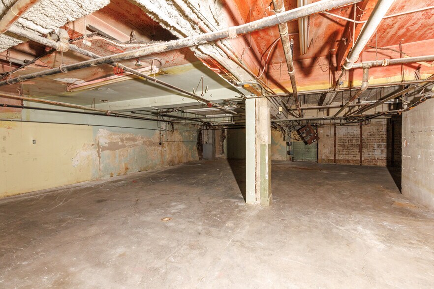 More Photos Of 417 S Hill St, Los Angeles Office For Sale
