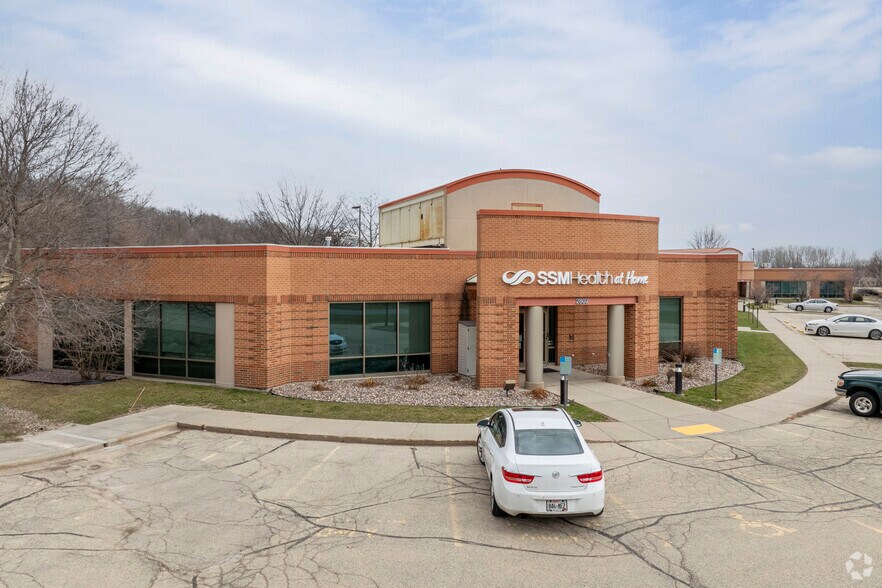 Primary Photo Of 2802-2810 Walton Commons W, Madison Medical For Lease